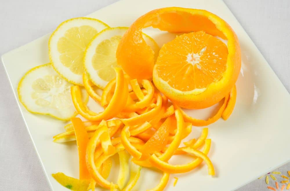 Citrus spray or lemon peel