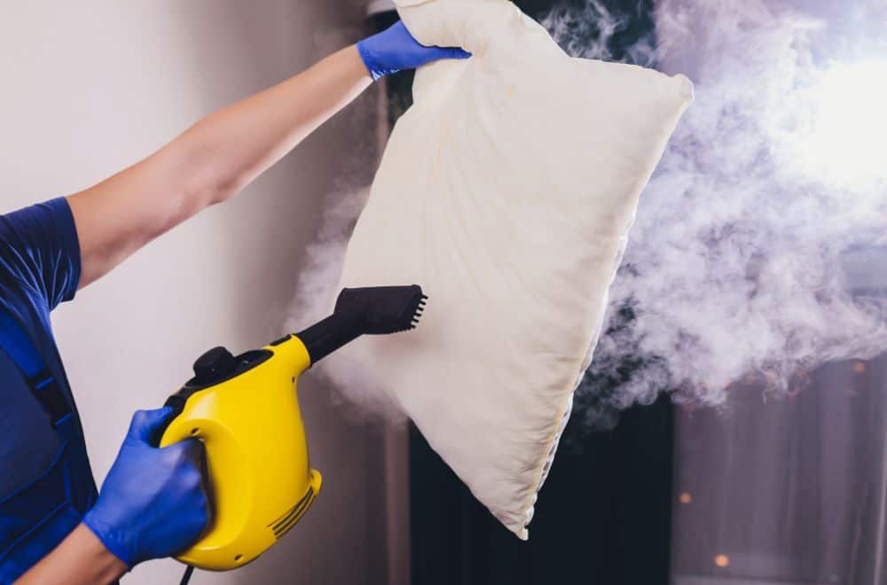 Cleaning with a steam cleaner
