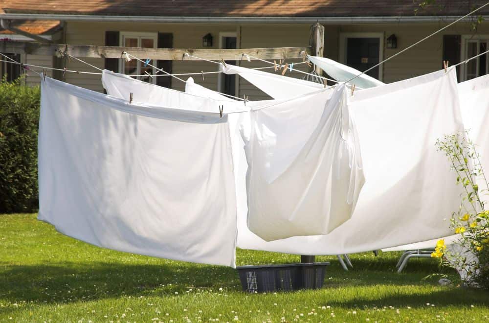 Washing and airing dirty laundry and sheets